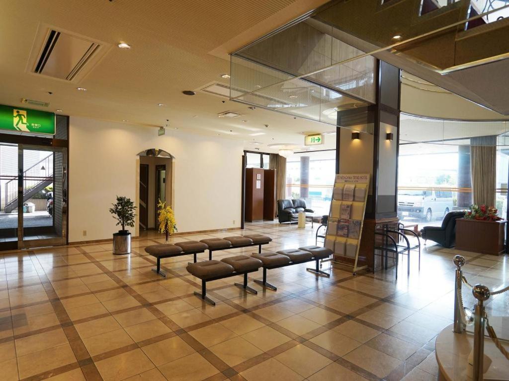 Neyagawa Trend Hotel Oszaka Kültér fotó